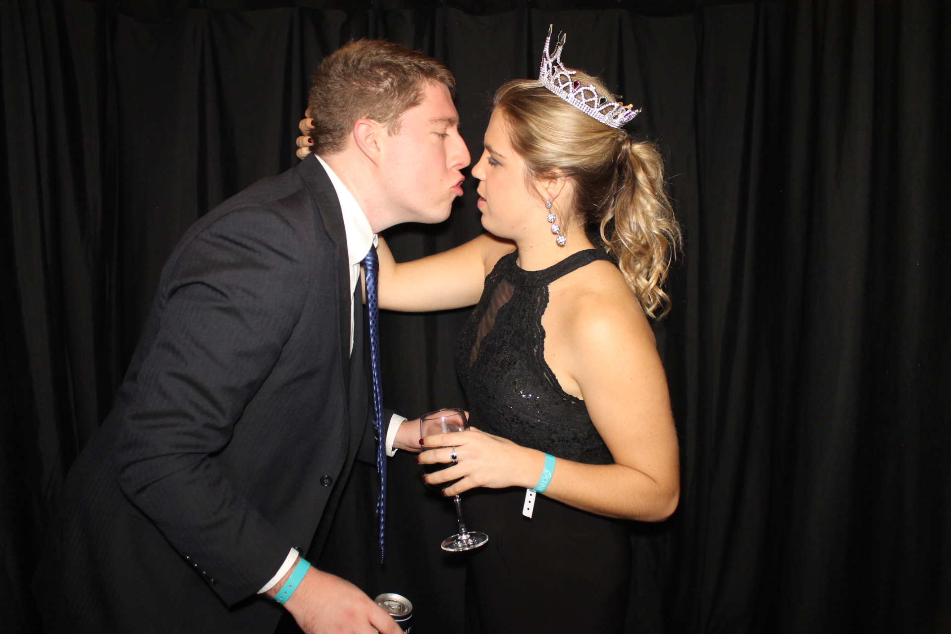 Children's Home of Northern Kentucky Charity Ball | View more photos from the event at gallery.photoboothcincy.com/u/PhotoBoothCincy/Childrens-Home-of-Northern-Kentucky-Charity-Ball